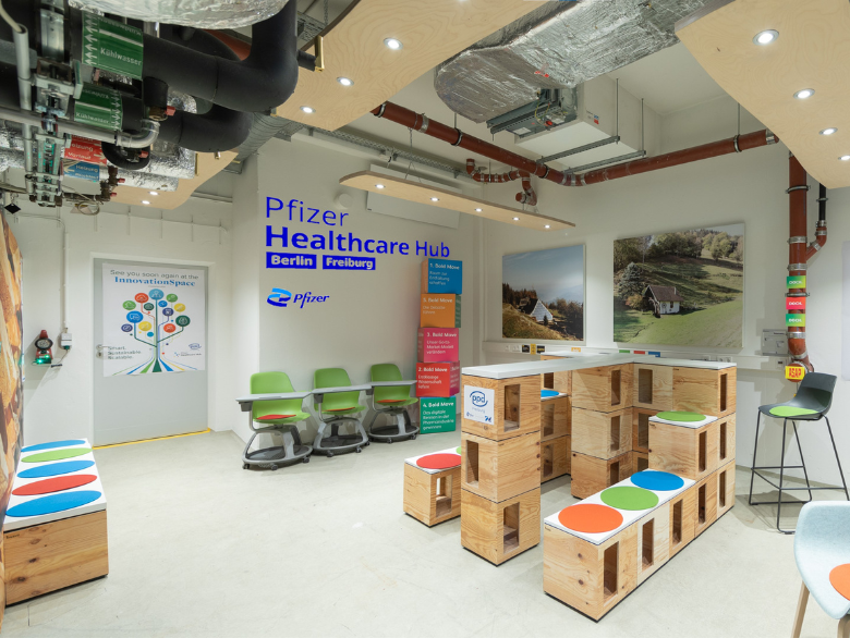 10 Jahre Pfizer Healthcare Hub: Zwischen Routine und Wagnis