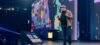 Bild eines Mannes mit Schirmmütze auf einer Bühne. Es handelt sich um Roland Eisenbrand auf der Conference Stage OMR 2025, er hält seinen Vortrage State of the Internet.