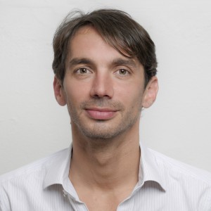 Tom Renneberg ist der Gründer von esanum und Experte für Digitalisierung