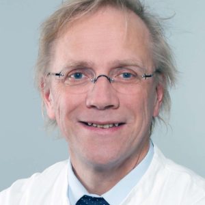 Dr. Johannes Fischer, Leiter der UKD-Knochenmarkspenderzentrale